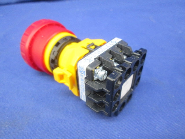非常停止用押ボタンスイッチ XW1E-LV