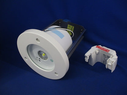 LED非常用照明器具φ150(昼白色)(25年製) NNFB91715C