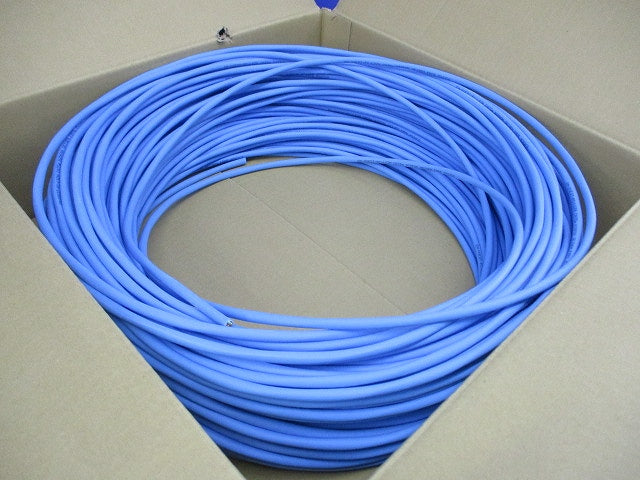 UTPケーブル Cat5e(100m以上)スカイブルー AWG24-4P