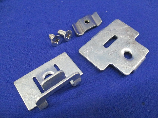 ケーブルラック 化粧ネット対応セパレーター支持金具(亜鉛)(9個入) Z-SNQRDF4KN