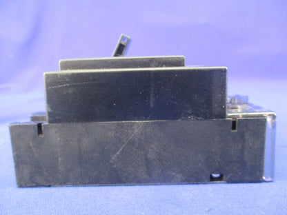配線用遮断器3P3E30A(取り外し品) B-53EC