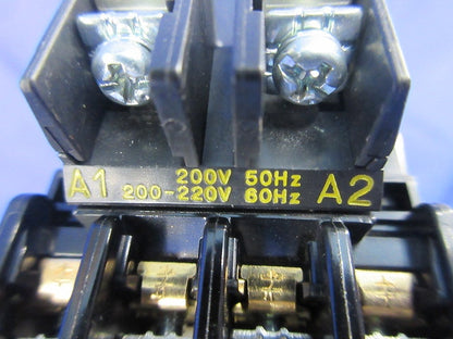 標準形補助継電器200V(ジャンク品) SH-4