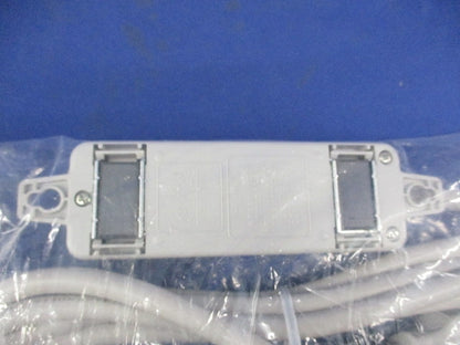 横形OA用抜け止め接地タップ 2コ口 MR7902TJ3