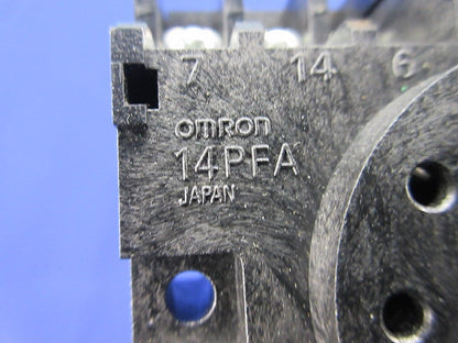 表面接続ソケット 14PFA