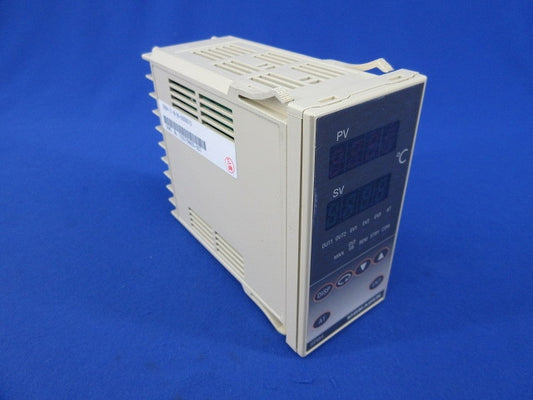デジタル調節計 SR84