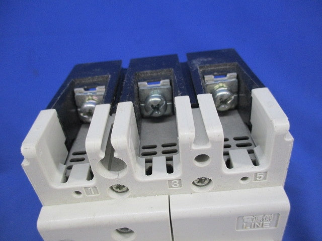 漏電遮断器3P3E15A NV32-SW