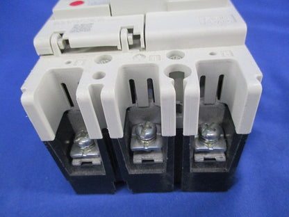 漏電遮断器3P3E15A NV32-SW