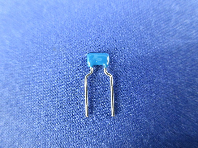 セラミックコンデンサ 100個入 FK26 C0G 1H 560J