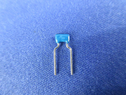 セラミックコンデンサ 100個入 FK26 C0G 1H 560J