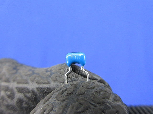 セラミックコンデンサ 100個入 FK26 C0G 1H 271J