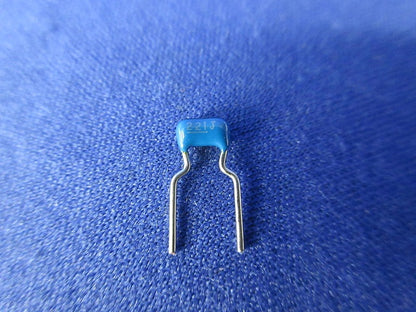 セラミックコンデンサ 10個入 FK26C0G1H221J-000