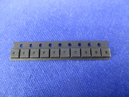 システムリセットIC 10個入 PST3245NR