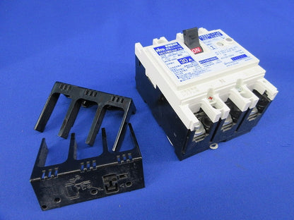 分散型電源システム用 単3中性線欠相保護付 漏電ブレーカ3P3E3E30A GK53WN