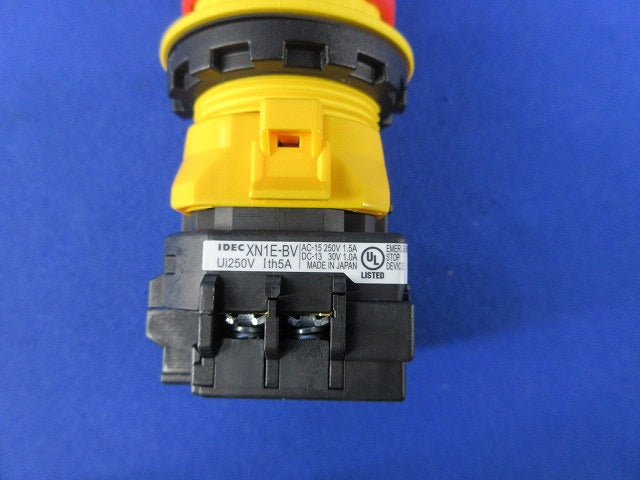 非常停止用押しボタンスイッチ XN1E-BV402MFRH