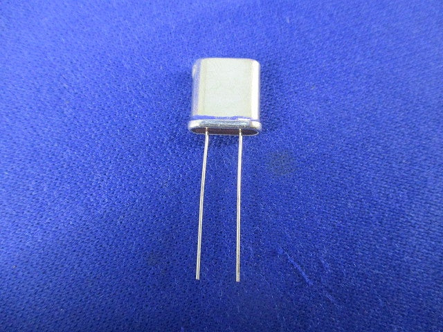 水晶振動子(クリスタル) 5個入 HC-18/T 135.48MHz