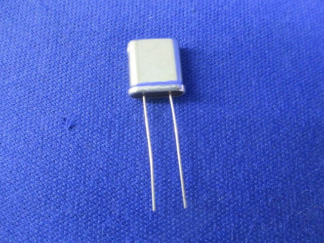 水晶振動子(クリスタル) 6個入 HC-18/T 135.48MHz