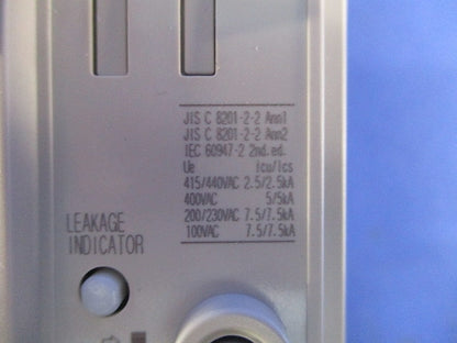 漏電遮断器 3P15A30ｍA 100-440VAC NV63-CV3P3E15A