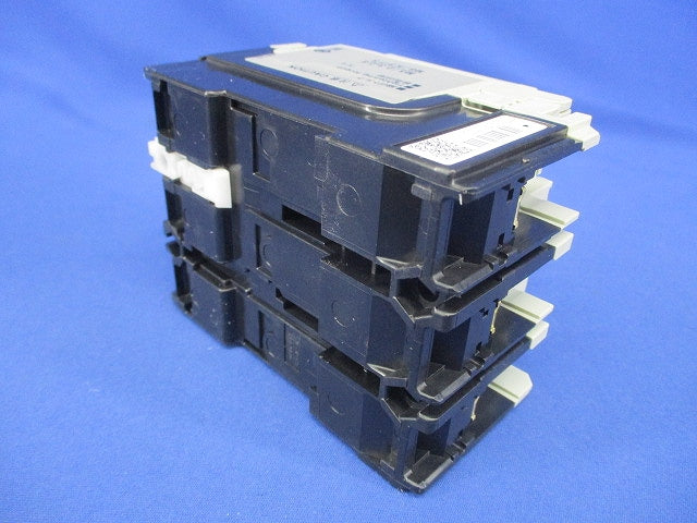 漏電遮断器 3P30A30ｍA AC100-230-440V EW50EAG3P30A