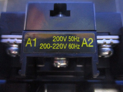 電磁開閉器 200V 5.5ｋW 18-26A 2a2b SW-N1