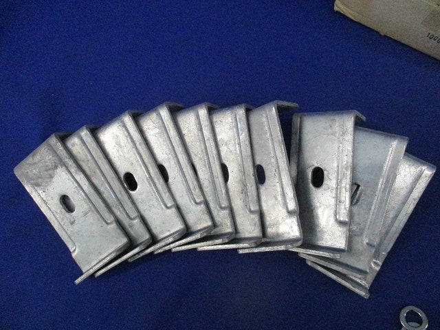 立上りラック支持金具(亜鉛)(10個入) QRS4N
