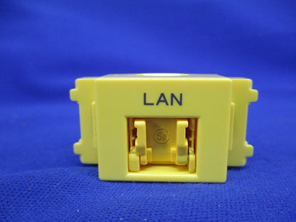 Cat5e埋込LAＮコンセントセット(色混在7個入) LWU-NT