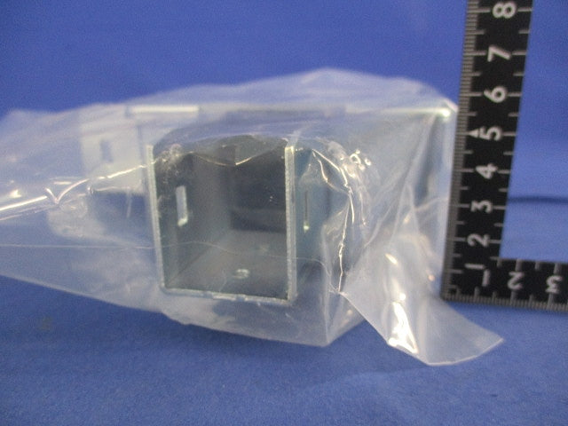 レースウェイ ジャンクションボックス(L形二方出) DB2LN