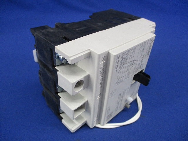 ノーヒューズ遮断器 3P30A AC100/200V 単3中性線欠相保護付 NF50-NKC3P30A