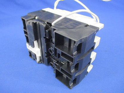 ノーヒューズ遮断器 3P30A AC100/200V 単3中性線欠相保護付 NF50-NKC3P30A