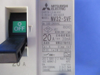漏電遮断器 2P20A30mA 100-240VAC NV32-SVF2P20A