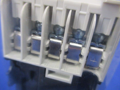 電磁接触器 1a1b AC100V S-T20AC100V