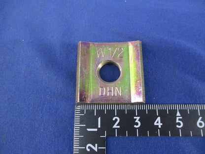 ダクターチャンネル用中ナット(10個入) DHN