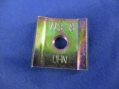 ワールドダクター ダクター中ナット(20個入) DHN-W3
