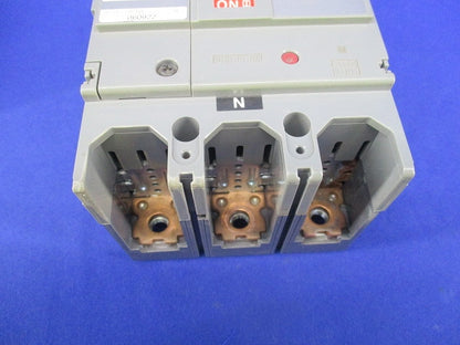 単3中性線欠相保護付 サーキットブレーカ3P2E200A(ジャンク品) BCW-225N BCW32005
