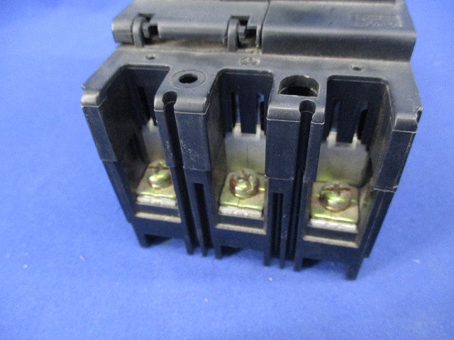 漏電遮断器3P3E50A(ジャンク品) NV50-CP
