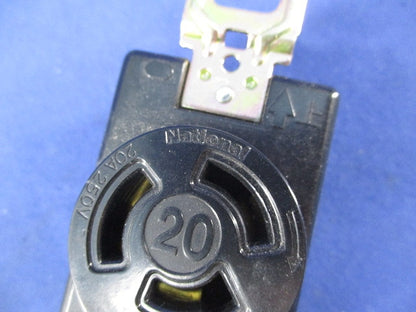 引掛埋込コンセント(4個入)National WF2320K