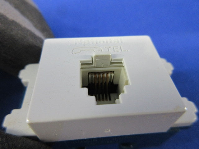 テレホンモジュラジャック6極4心(6個入)(ホワイト)National WNT15649W