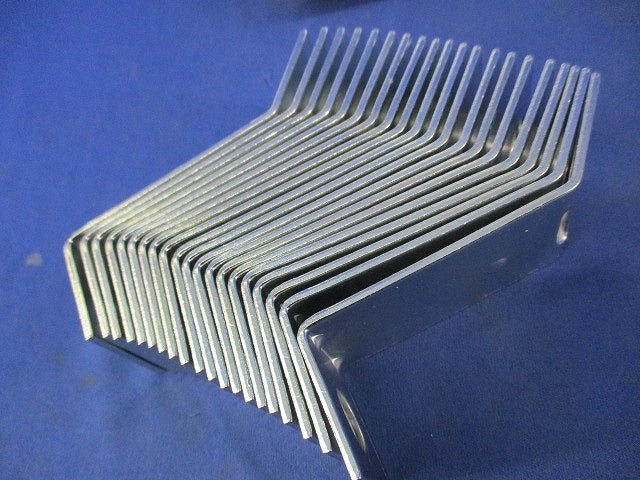 ワールドダクター 振れ止め金具(20個入) DYF1-W3