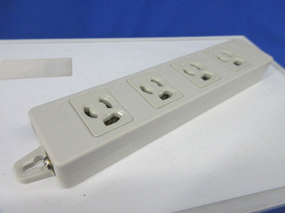 マグネット付OAタップ 4コ口 WCH2404