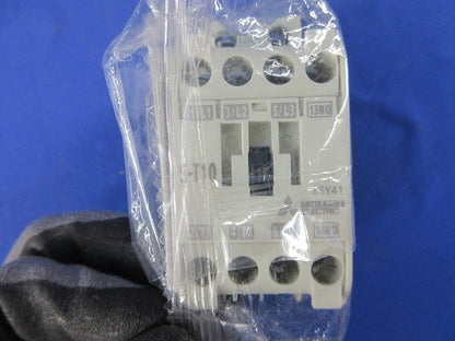 電磁接触器(新品未開封) S-T10