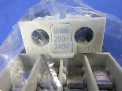 電磁接触器(新品未開封) S-T10