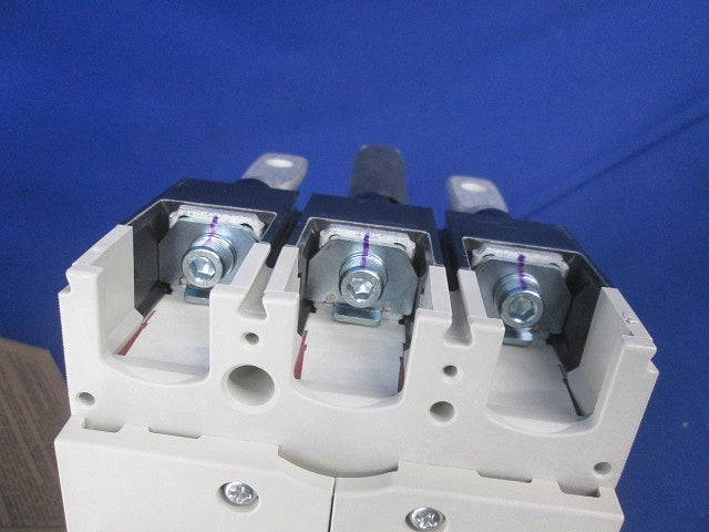 ノーヒューズブレーカ 3P200A NF250-CV