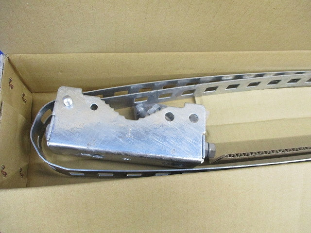ポール用金具(亜鉛) PM-540