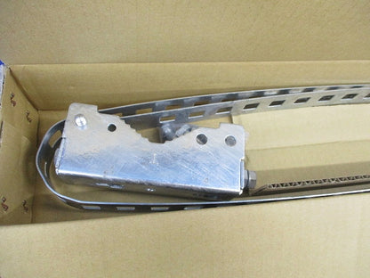 ポール用金具(亜鉛) PM-540