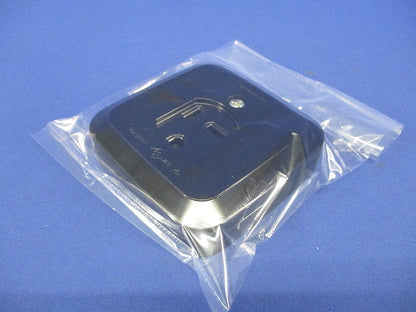 小型接地2P30A角型コンセント 250V ブラック WK3730B
