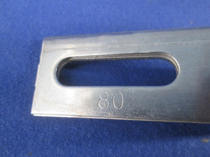 1つ穴T足(18個入)SUS 80