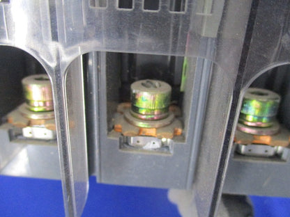 単3中性線欠相保護付サーキットブレーカ3P2E200A(ジャンク品) BCW-225N