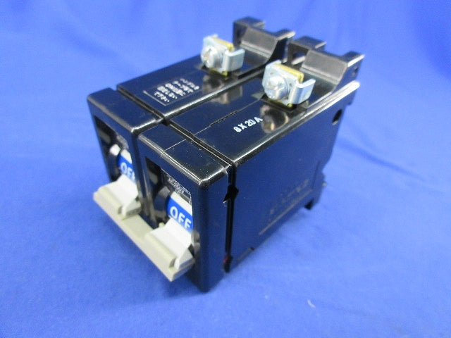 サーキットプロテクタ2P5A(ジャンク品) CP32D