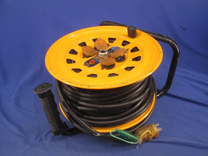 サンタイガーリール(漏電遮断器2P0E30A付)(ジャンク品) BG-301KX他