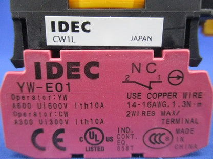 押ボタンスイッチ 赤 CW1L-M2E11Q4R