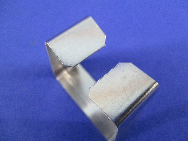 レースウェイ カバー止め金具(24個入) DF2C